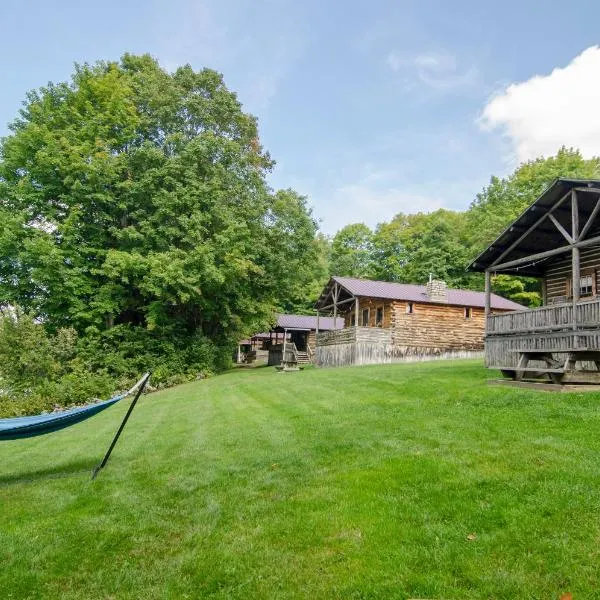 Mountain Lake Cottages, hotel in Sheffield