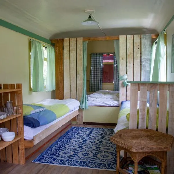 le bon chemin roulotte, hotel v destinaci Fage
