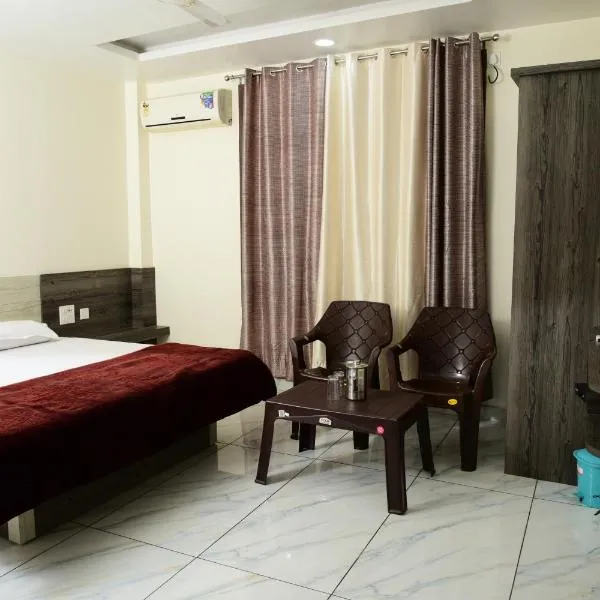 Sharma Guest House, Himachal Pradesh, hotel in Dera Gopipur