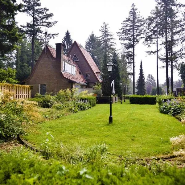 Fletcher Hotel Restaurant Victoria-Hoenderloo, hotel v destinaci Hoenderloo