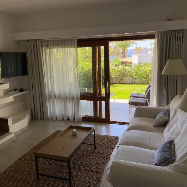 VILLA 21, hotel in Thermisia