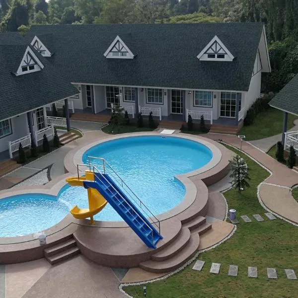 English Resotel : อิงลิช รีโซเทล、ナコーンシータンマラートのホテル