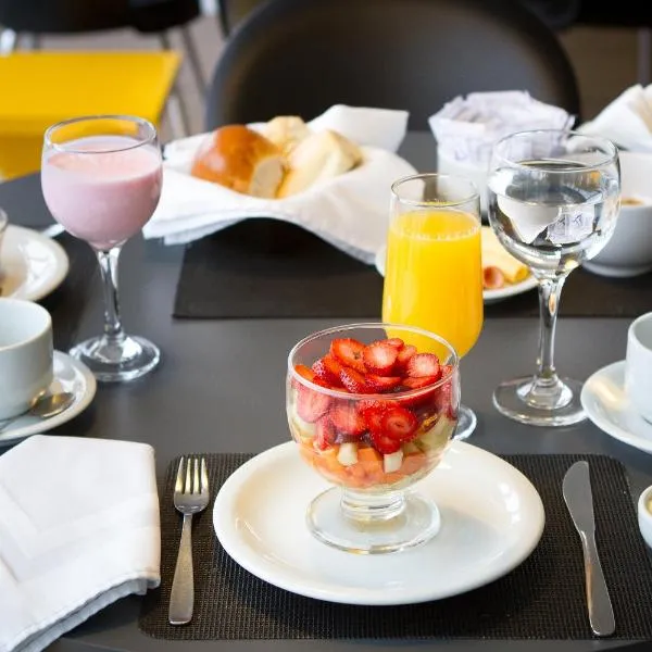Le CanarD Joinville, hotel en Joinville