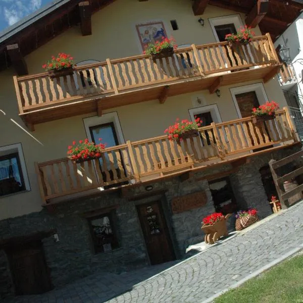 Lo Barba, Hotel in Antey-Saint-André