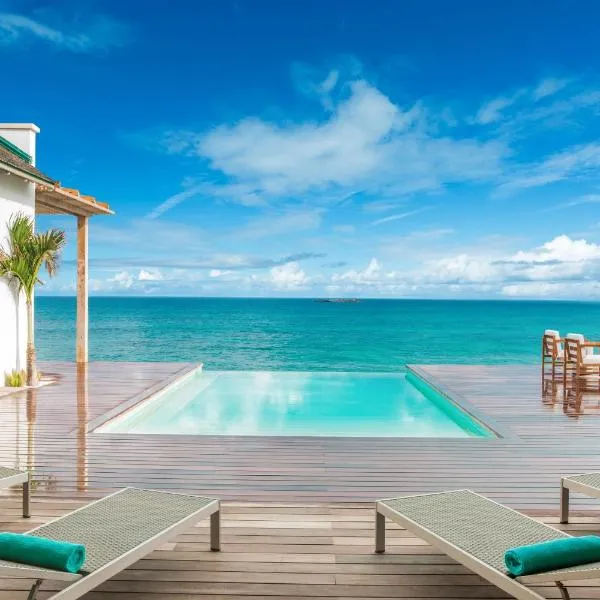 Ambergris Cay - Private Island All Inclusive, hotel in Big Ambergris Cay