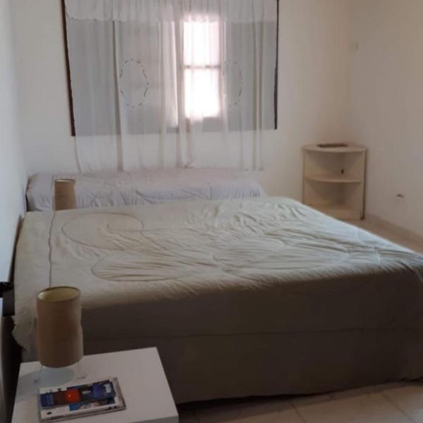 Condominio Vila dos Tucanos Maresias Canto Moreira 1 quadra da praia , 4 quartos , 3 banheiros , pet firendy peq porte 3 vagas q tenis, piscina , churrasqueira privativa ,portaria 24 hs arrumadeira e roupa de cama opcional - Foto 2