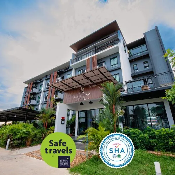 The Living Hotel SamutPrakan, hotel v destinaci Bang Bo