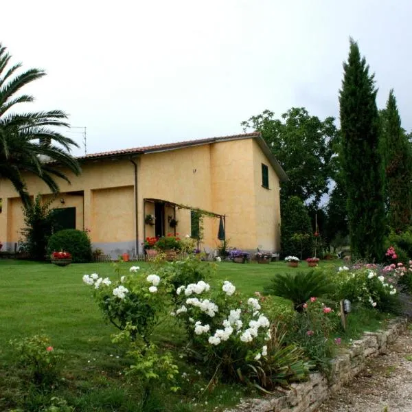Agriturismo Santa Maria, hotel in Piansano