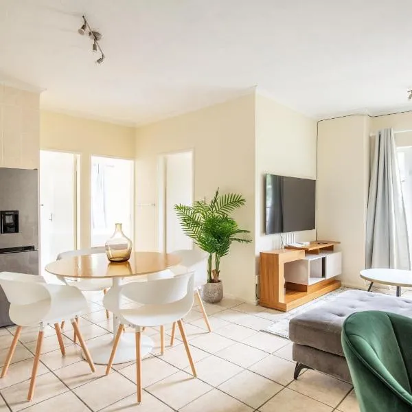 Beautiful Two Bedroom Appartment In Hatfield, hotel u gradu Pretorija