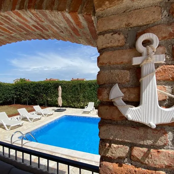 Paradise Villa Cassonni Istria 4 Stars, hotel v destinácii Butkovići
