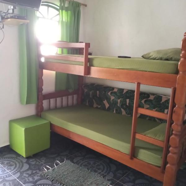Nilda Casas e Quartos para Aluguel - Foto 2