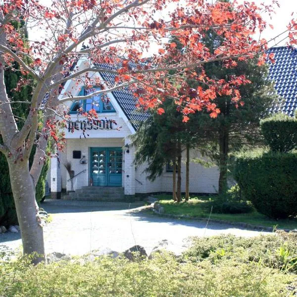 Pension Landhaus Teichgraf, hotel v destinaci Wolgast