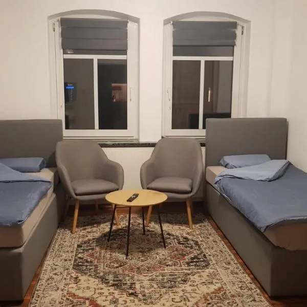 Wohnung am VW-Werk mit Balkon, hotel in Kassel