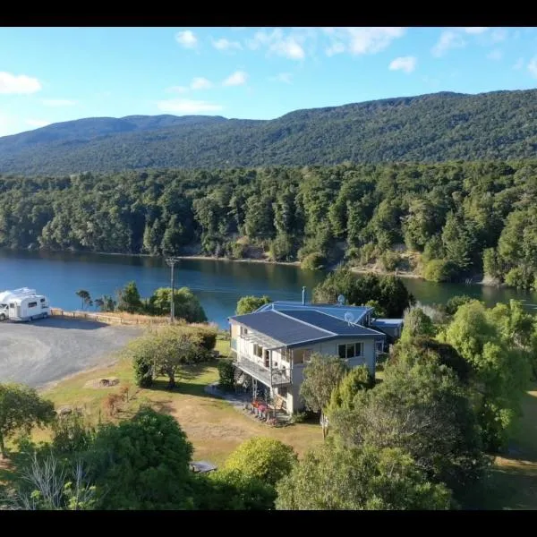 Glendale River View, hotel en Monowai