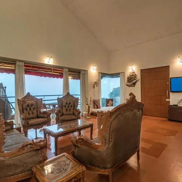 SaffronStays Aurelia, Panchgani - Balinese villa with breathtaking valley views, hotel v destinaci Panchgani