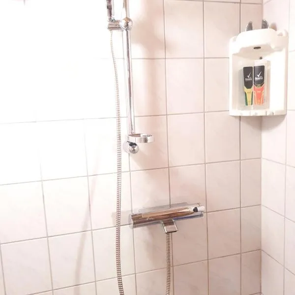 Mukava talo maaseudulla lähellä keskustaa, Hotel in Pori