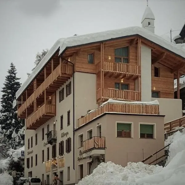 Albergo Alpino – hotel w mieście Vermiglio