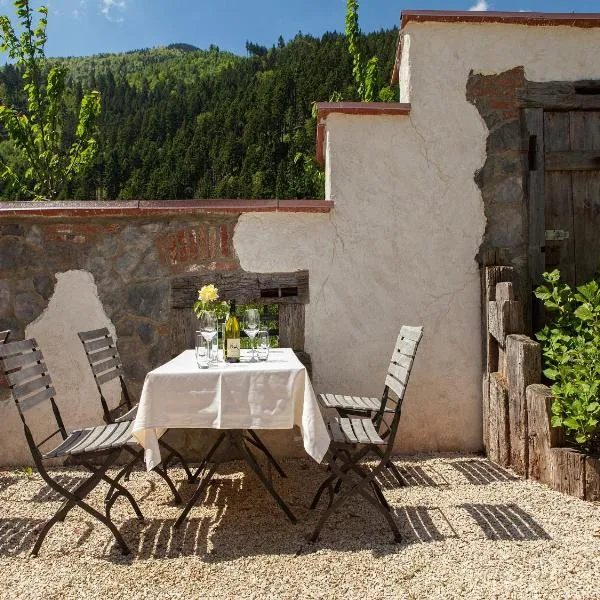 Landgasthaus Grüner Baum, хотел в Симонсвалд