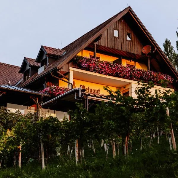 Weingut Tschermonegg, hotel in Straß in Steiermark