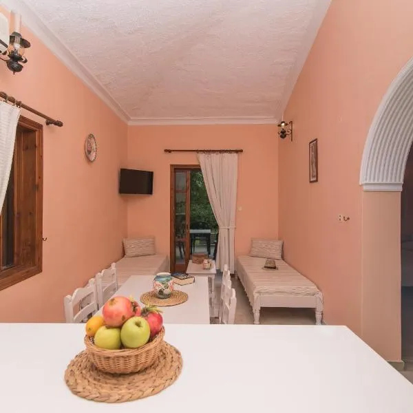 Alykes Park Bungalows, hótel í Alykes