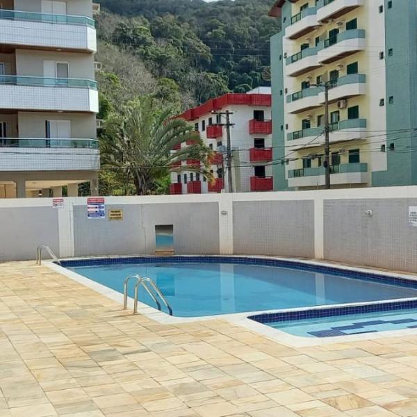 Condomínio Familiar com apartamento a 150 metros do mar em área nobre da Praia Grande em Ubatuba