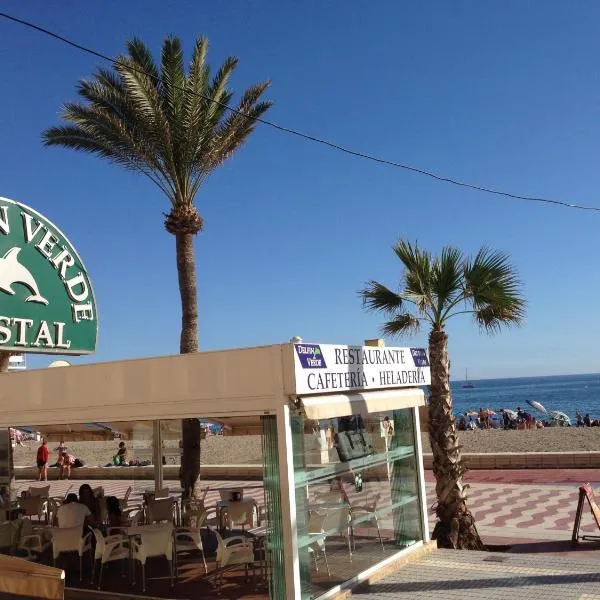 Hostal Delfin Verde, hotel in Almería