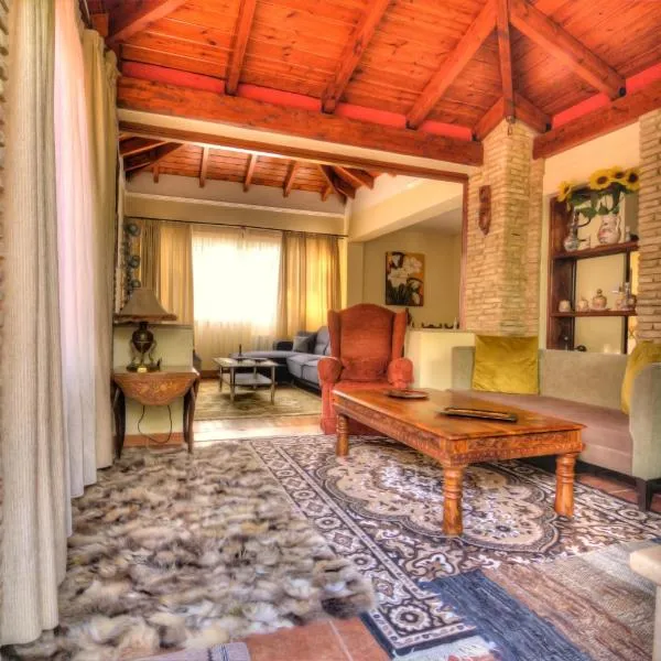Villa Escobadd, hotel in Arachova