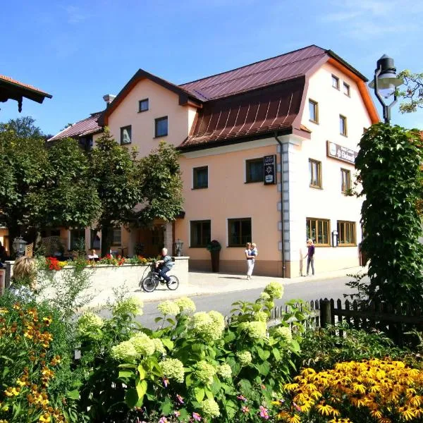 Hotel Garni Edelweiß, hotell i Siegsdorf