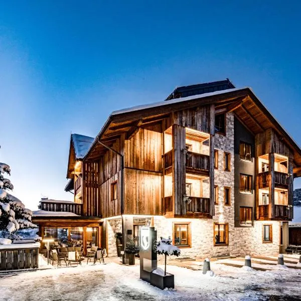 ALMMONTE SENSUM SUITES Boutique Hotel, hotel v destinaci Wagrain