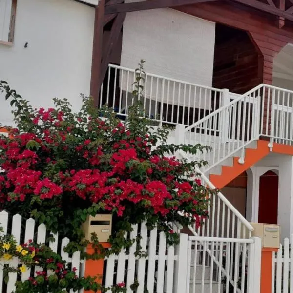 Villa fleurie, hotel v destinaci Anse-Bertrand