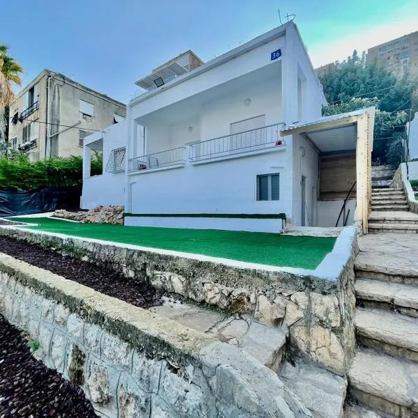 יחידות אירוח נוף המפרץ, hotel in Haifa