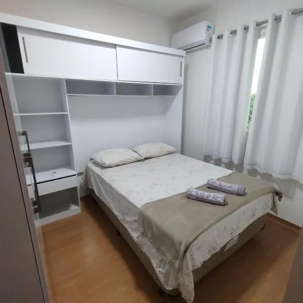 APTO, 2 quartos, confortável e bem localizado, hotel em Palmas