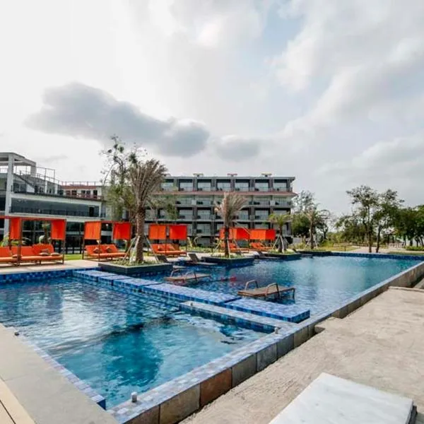 Hotel Sonar Bangla Taki, hotel a Hāsnābād