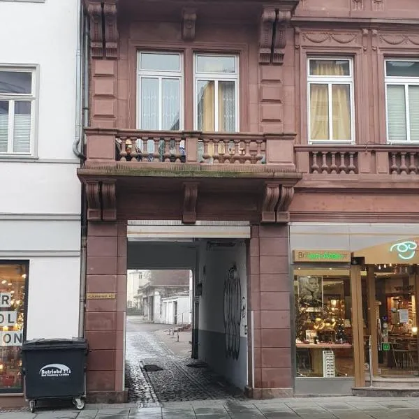 Von privat, Großes Zimmer sehr zentral in Bad Homburg Stadtmitte, hotel in Bad Homburg vor der Höhe
