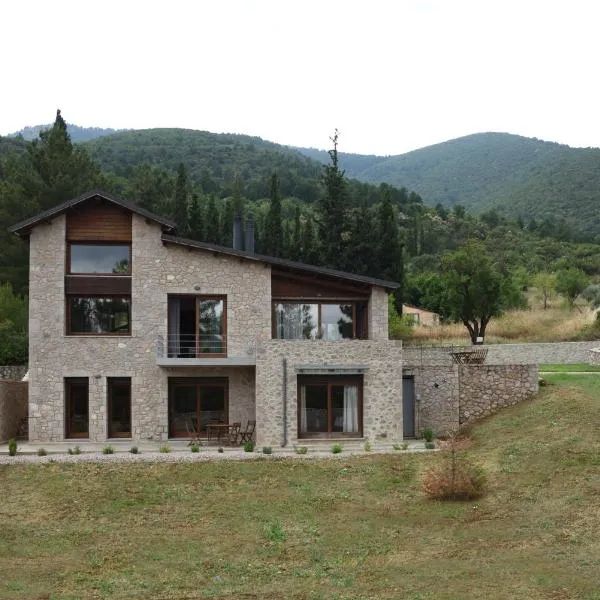 Amfikleia Home by Relax in Greece, hotel i Amfíklia