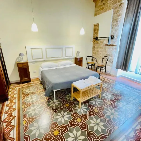 Palazzo Lupicini Affittacamere, hotell i Bisceglie