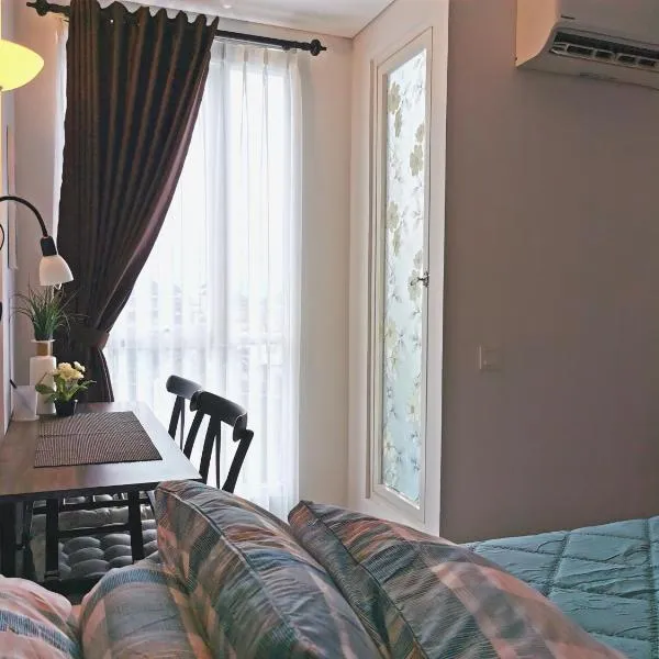 A Peaceful Room at Barsacity Apartment by Ciputra, hotel in Seturan