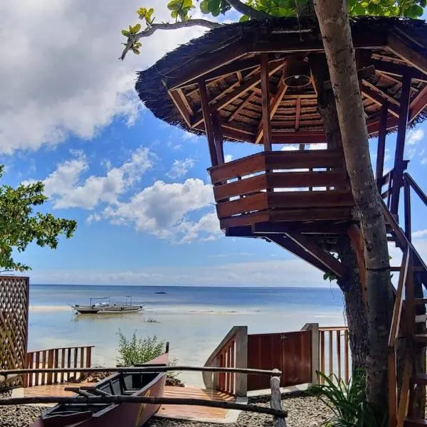 White Bada Guesthouse, hotel v destinaci Siquijor