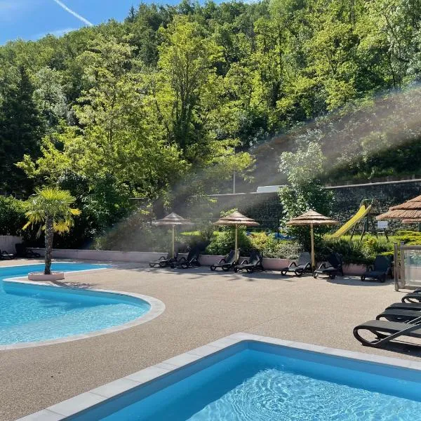 Camping Avec Piscine et Rivière à Tournon sur Rhône Ardèche "Les Foulons", hotel v destinaci Tournon-sur-Rhône