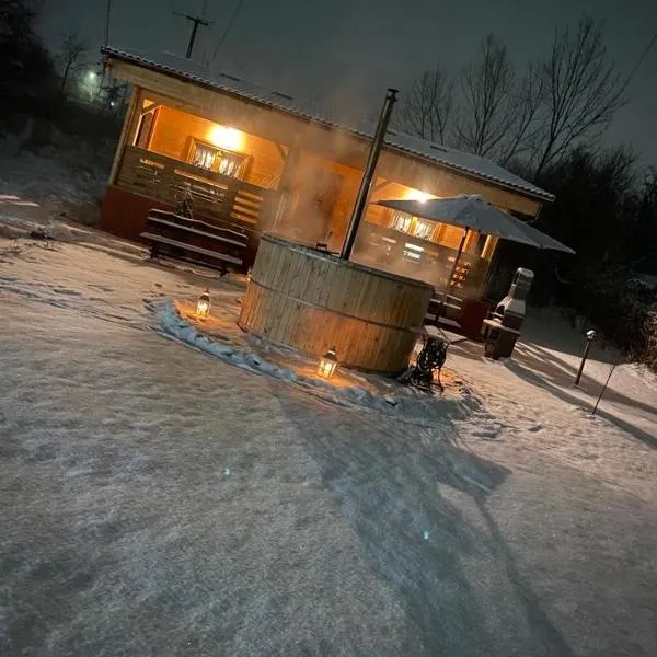 Cabanele Sașilor – hotel w mieście Cisnădioara