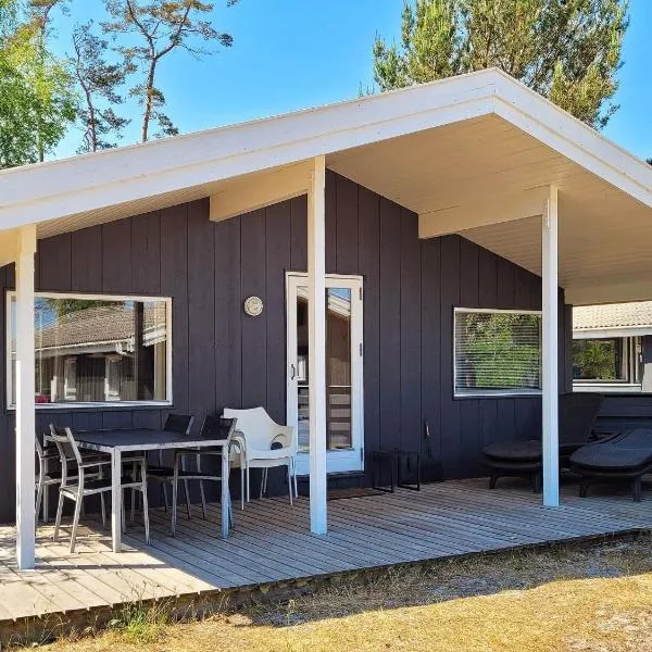 8 person holiday home in Nexø-By Traum, hotel v destinaci Snogebæk