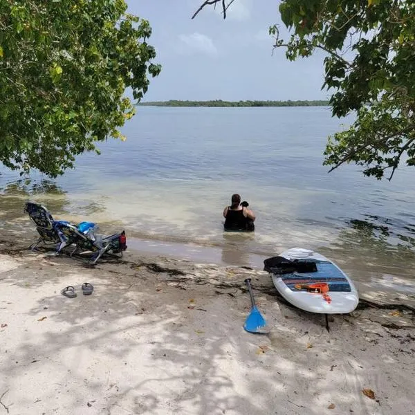 Private Beachfront House, hotel a Cabo Rojo