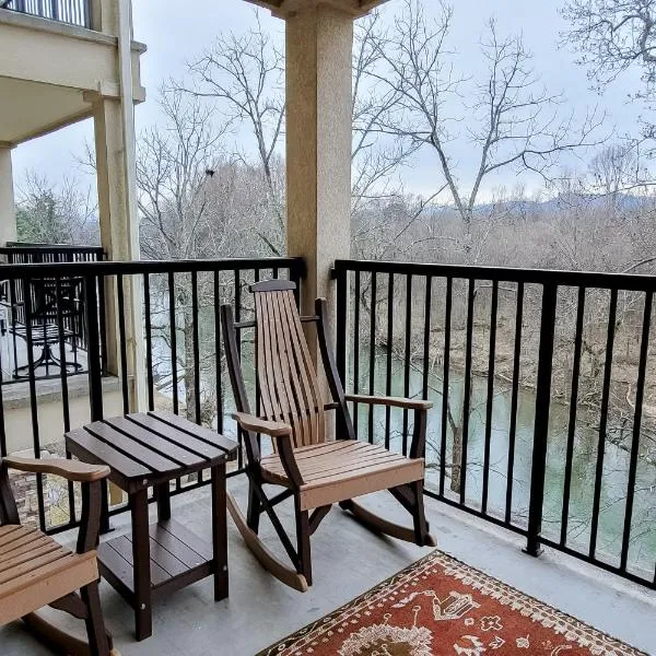 Jan's Riverside Retreat, khách sạn ở Pigeon Forge