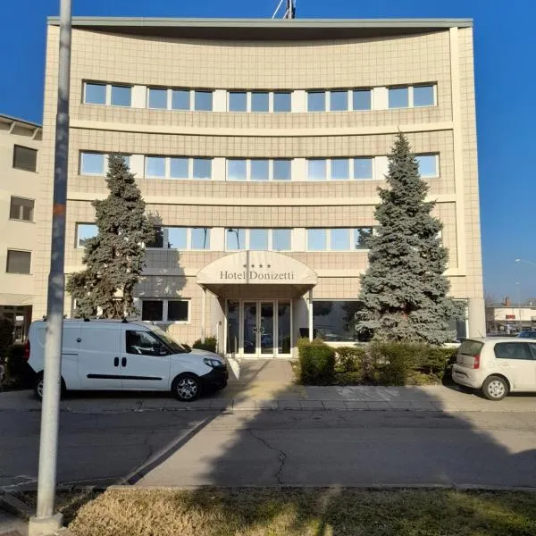 Hotel Donizetti, hôtel à Lallio