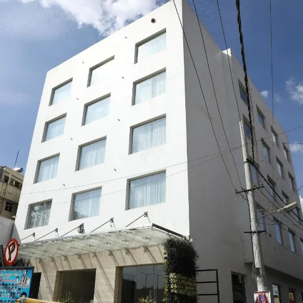 YN Hotels, hotel u gradu Bayappanhalli