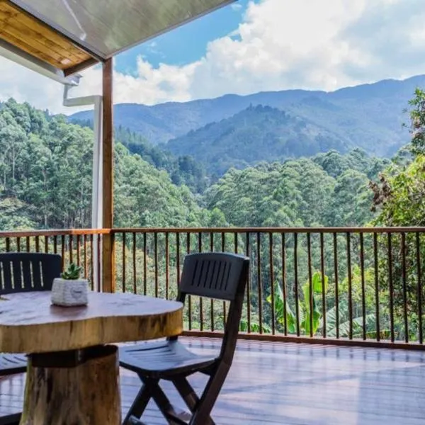 Cabaña campestre cerca a Ecoparque El Salado, Envigado., hotelli kohteessa Envigado