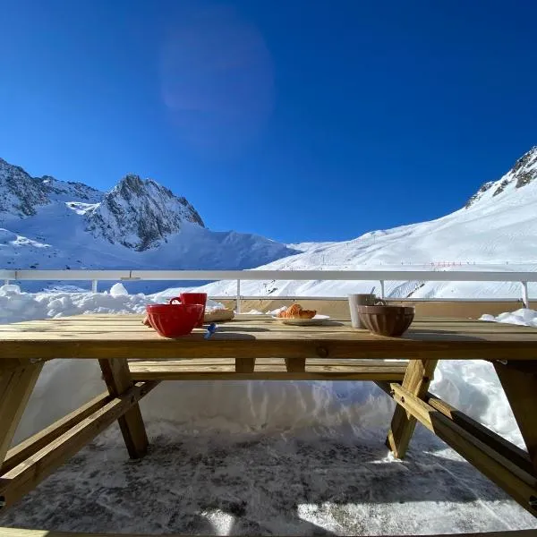 Appt pied des pistes, terrasse et parking couvert, hotel a La Mongie