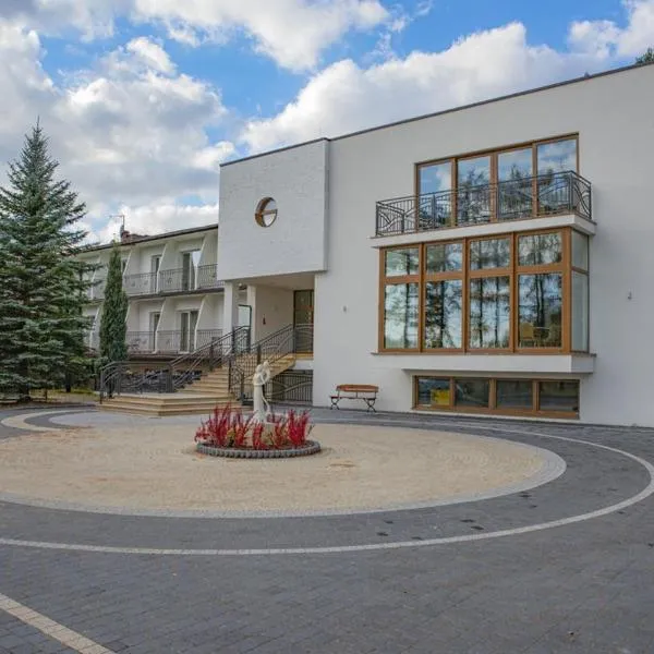 Gościniec nad Zalewem Sosina – hotel w mieście Krze