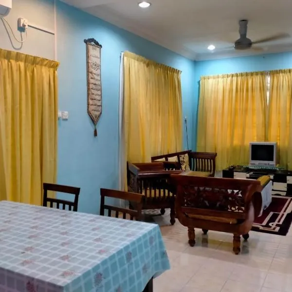 Homestayirfan, hotel in Kampong Selanchar