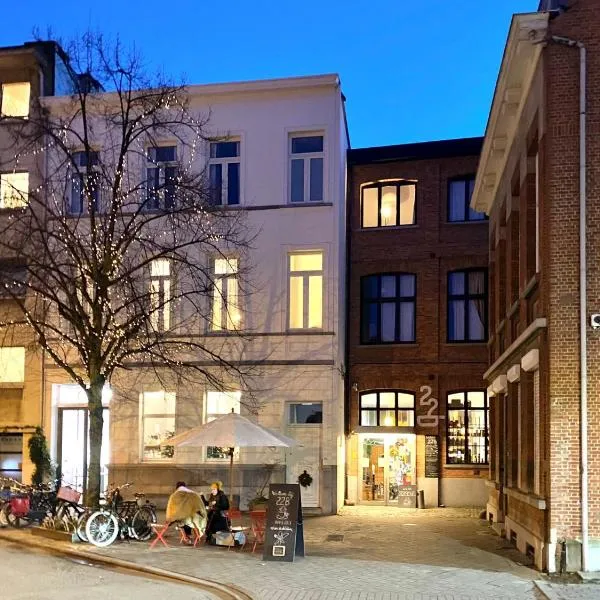 22b&b, hotell Antwerpenis
